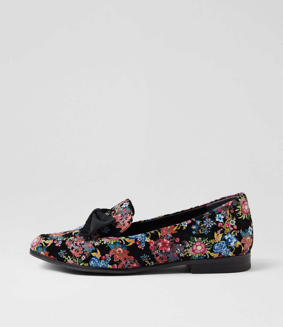 Delilah Xf Black Floral Embossed Leather Sneakers by Ziera